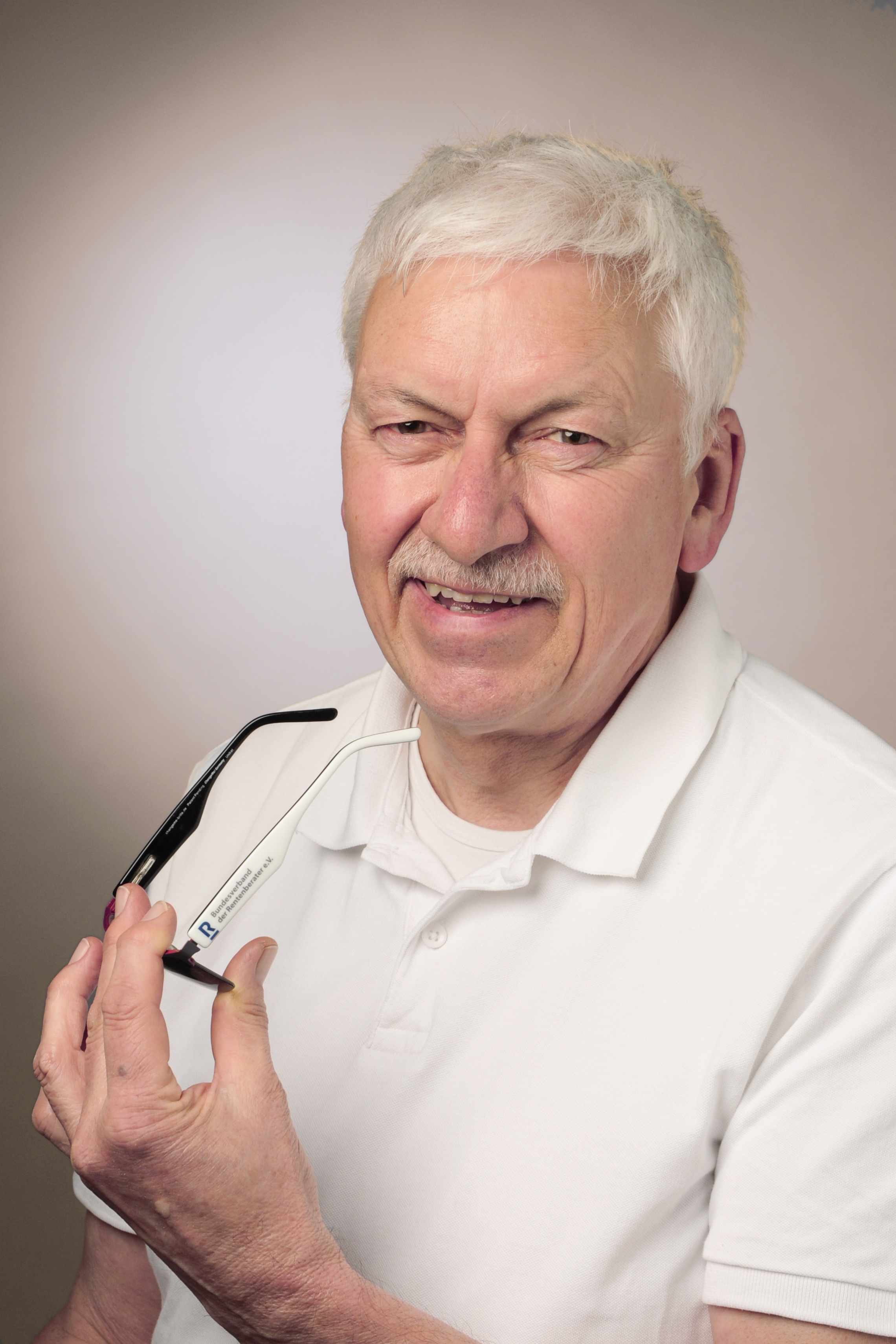 Thomas Bastian Thomas Bastian